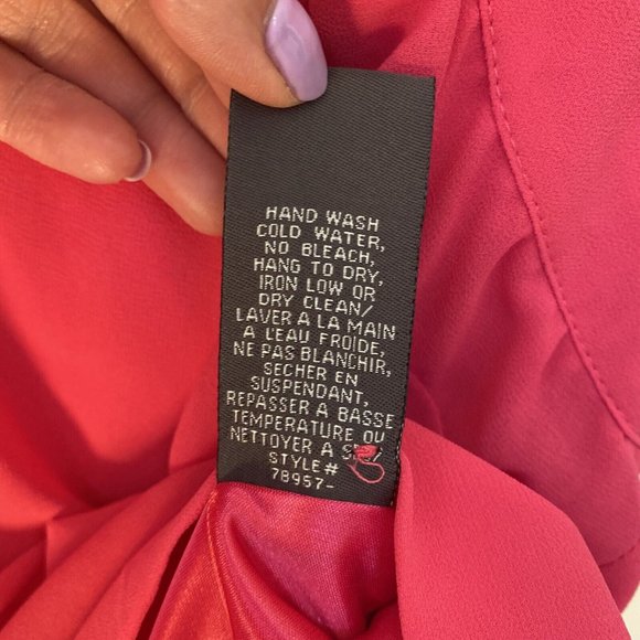 Suzy Shier Hot Pink Sleveless Tank Top Blouse with Silver Buttons XS - Picture 7 of 12